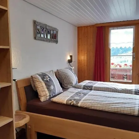 Chalet Burgstein, Studio Alpenrose * Grindelwald